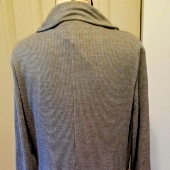 Gray l/s Winter Dress. Size XL - Picture 2 of 5